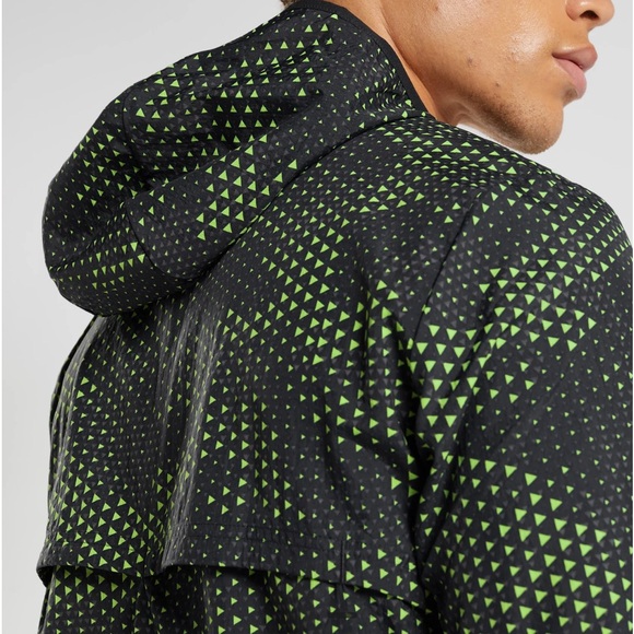 MEN’s Gymshark Sport Windbreaker (Regular Fit) size SMALL - Picture 7 of 12